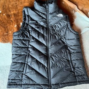 The north face vest